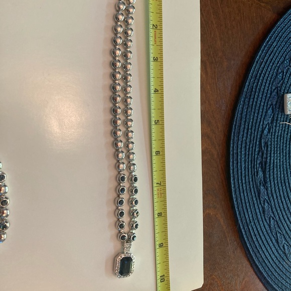 Navy blue pendant element crystal necklace ✨🌟 - Picture 7 of 9